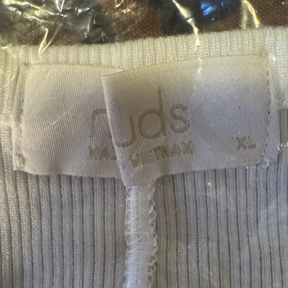 Nuuds White Short Sleeve Slinky Rib White Tee XL NWT - Picture 9 of 10